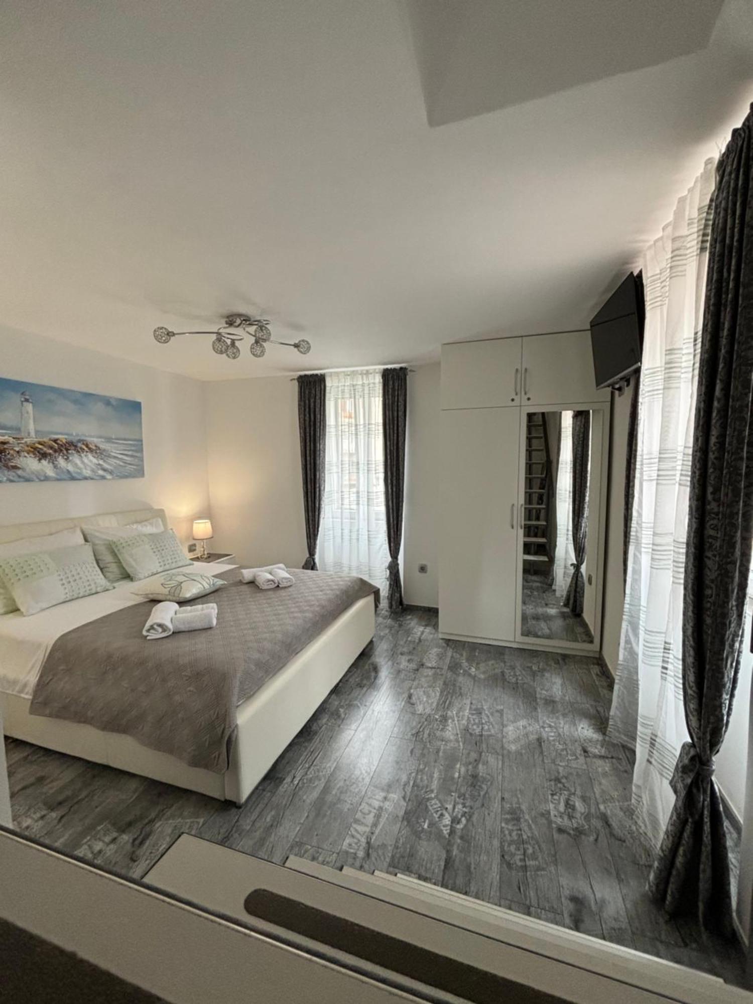 Apartment Cvita Split Exterior foto